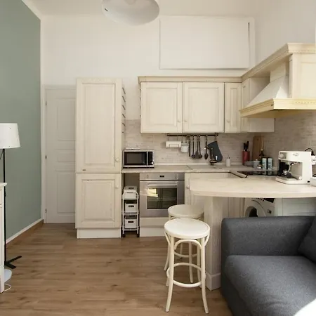 Charme&design In Milão